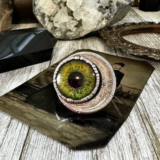 Green Glass Eye Statement Ring Silver Size 10  / Foxlark Collection