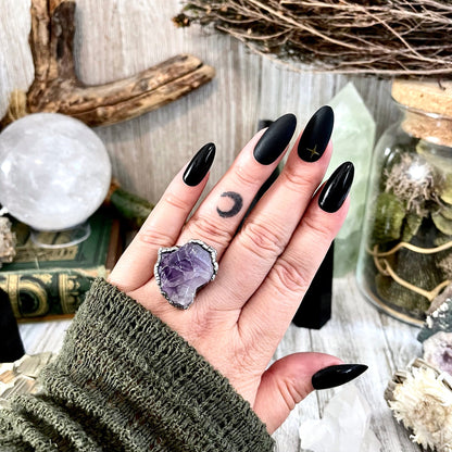 Raw Amethyst Purple Crystal Ring in Fine Silver Medium Size 5 6 7 8 9 // February Birthstone Jewelry / Boho Festival Jewelry Gemstone Ring