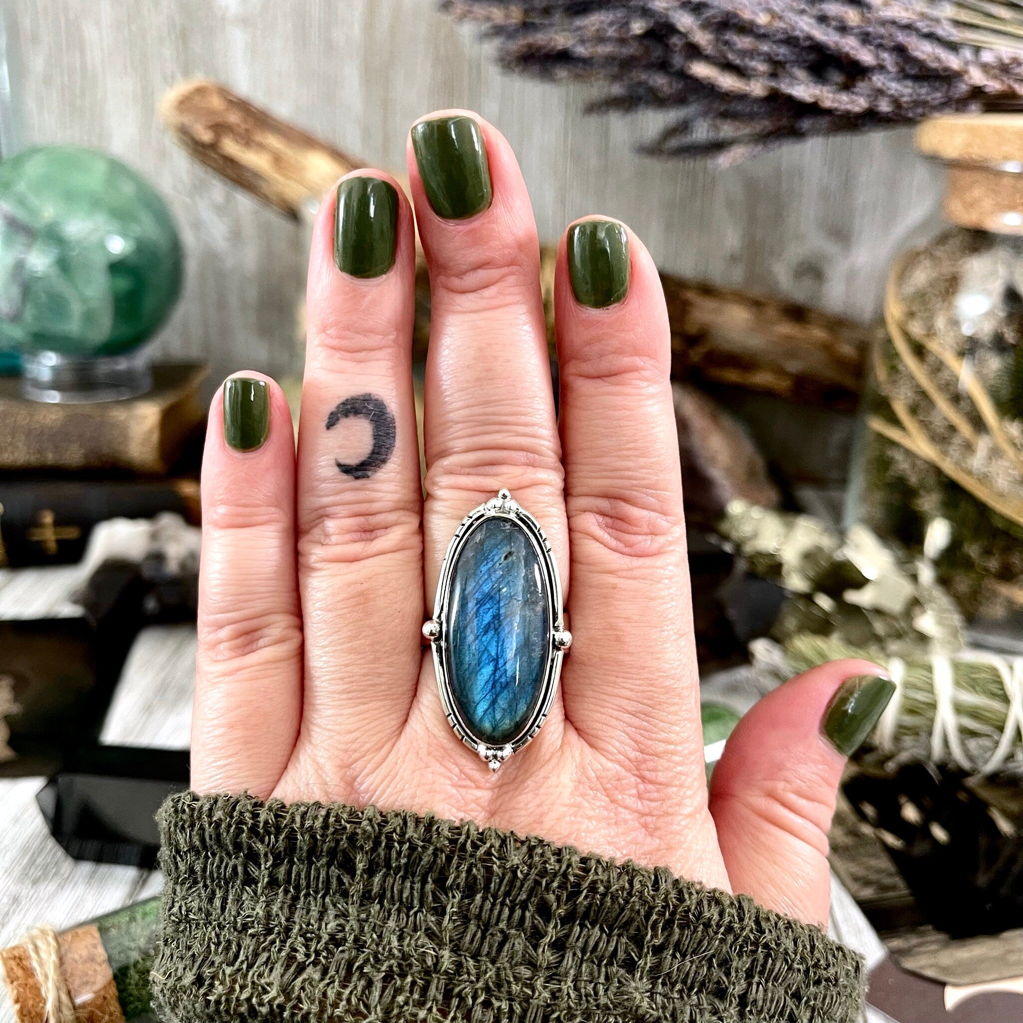 Store Natural Labradorite ring, handmade Sterling silver ring, natural blue labradorite ring, oval labradorite gemstone Singet Rings