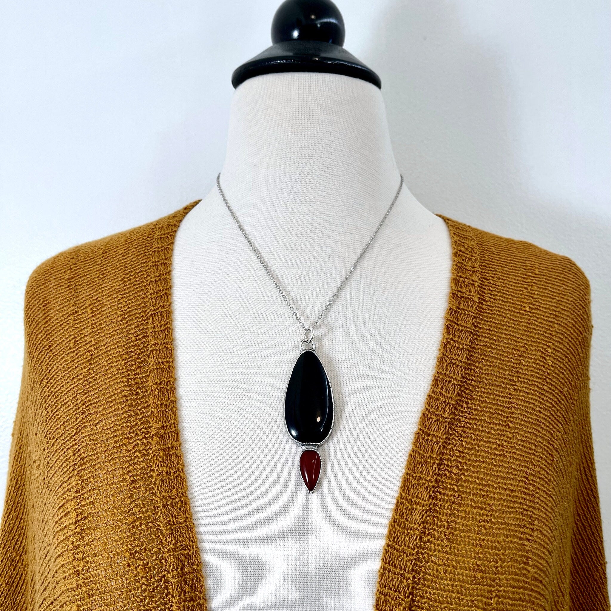 Buy Black Stone Triangular Motif Studded Necklace by Zeeya Luxury Jewellery  Online at Aza Fashions.