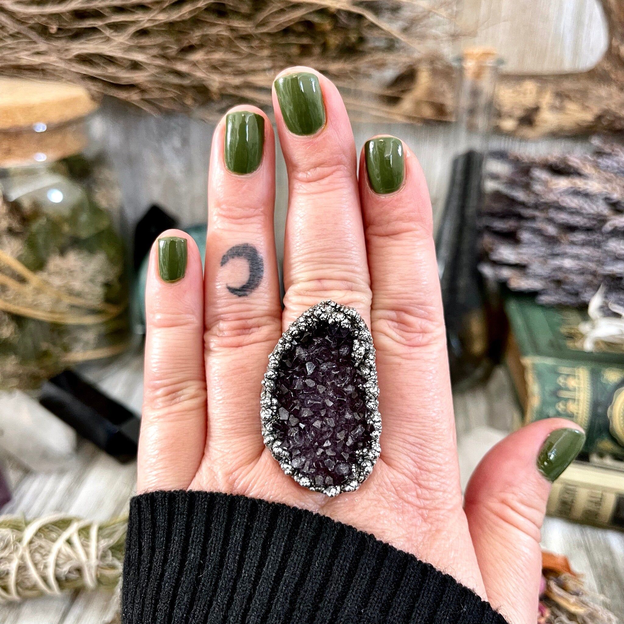 Raw amethyst sales crystal ring